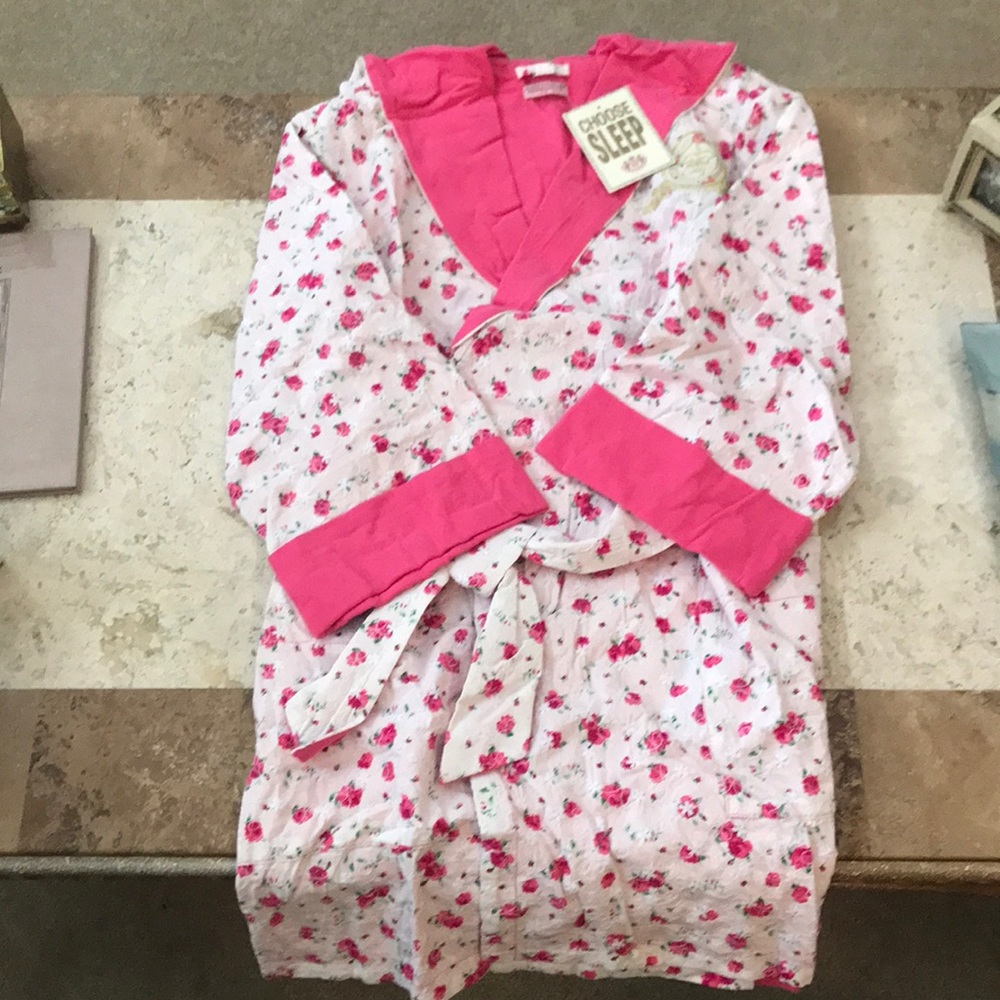 Floral robe with matching boxer shorts